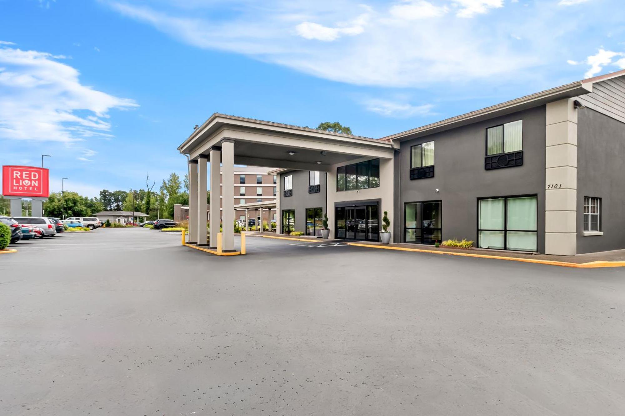 Red Lion Hotel Portland Airport Экстерьер фото